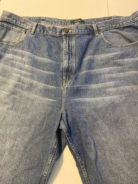 Sz 52B Sean John jean shorts